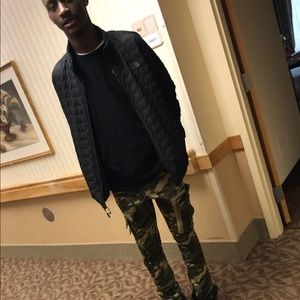 Meet your Posher, Malik